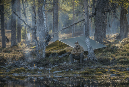 Stealth v teréne: ako splynúť s prírodou a zostať nevidený aj nepočutý