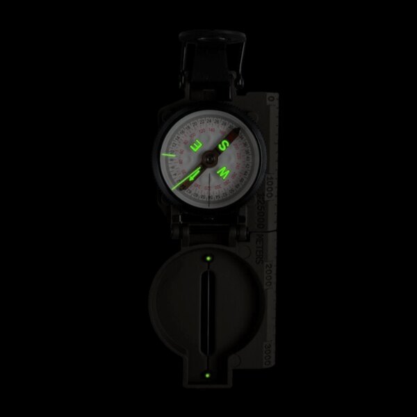 Kompas Ranger MK2 Helikon-Tex® so svietiacimi prvkami pre nočnú orientáciu. Foto: Helikon-Tex, Rigad