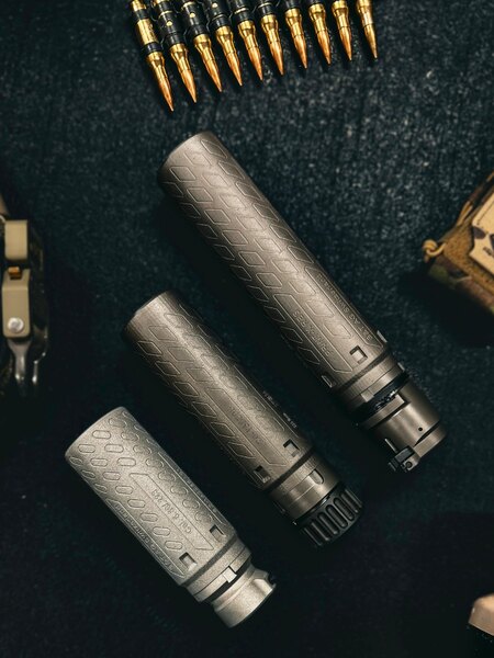 Tlmiče hluku B&amp;T<sup>&reg;</sup> PRINT-X z titánu a Inconelu v rôznych veľkostiach – Sub-Compact, Compact a Standard. Foto: Rigad