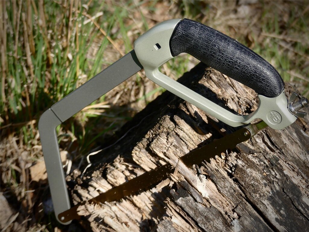 Jedno-ručná píla Gator® Saw I GERBER®