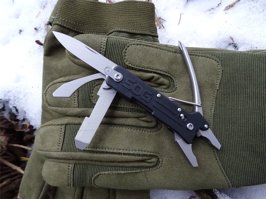 Multifunkčný nástroj SOG® Micro ToolClip - čierny