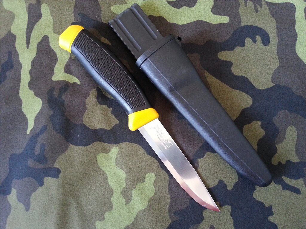 Nôž Mora 860 15-D Stainless