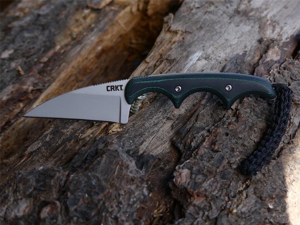 Nôž na krk Minimalist Wharncliffe™ CRKT® - zelený
