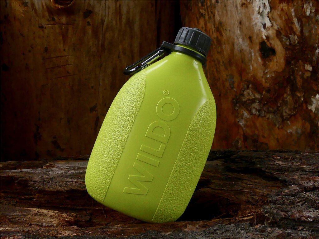 Polná fľaša Hiker 700 ml Wildo®