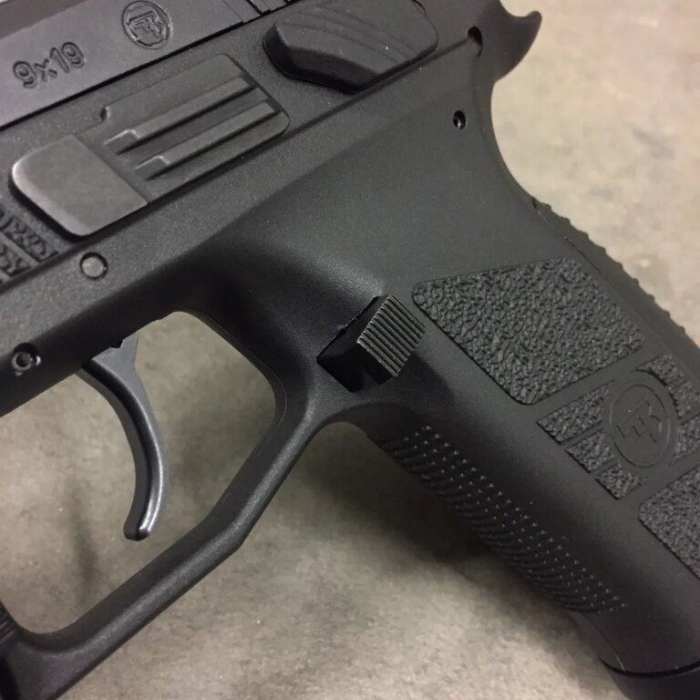 Predĺžený uvoľňovač zásobníka CZ P07/P09 HB Industries®