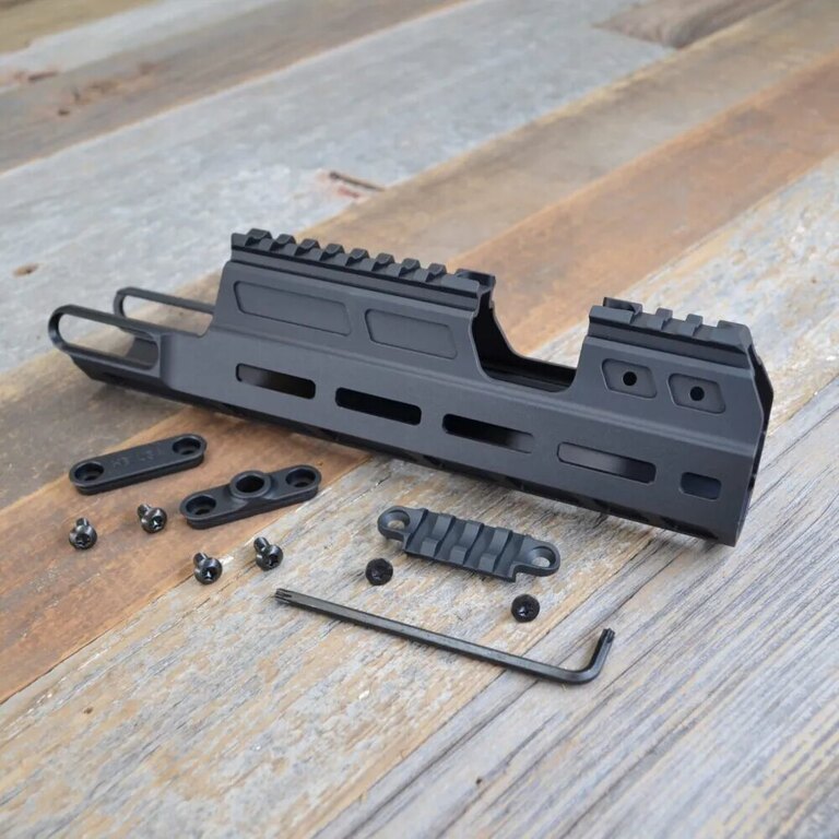 Predpažbie M-LOK® W/Direct Light Mount 10,8" CZ Bren 2 HB Industries®