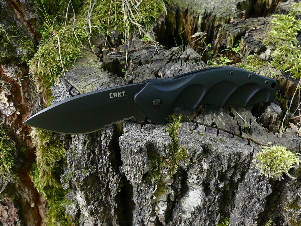 Zatvárací nôž Foresight™ CRKT® kombinované ostrie - čierny